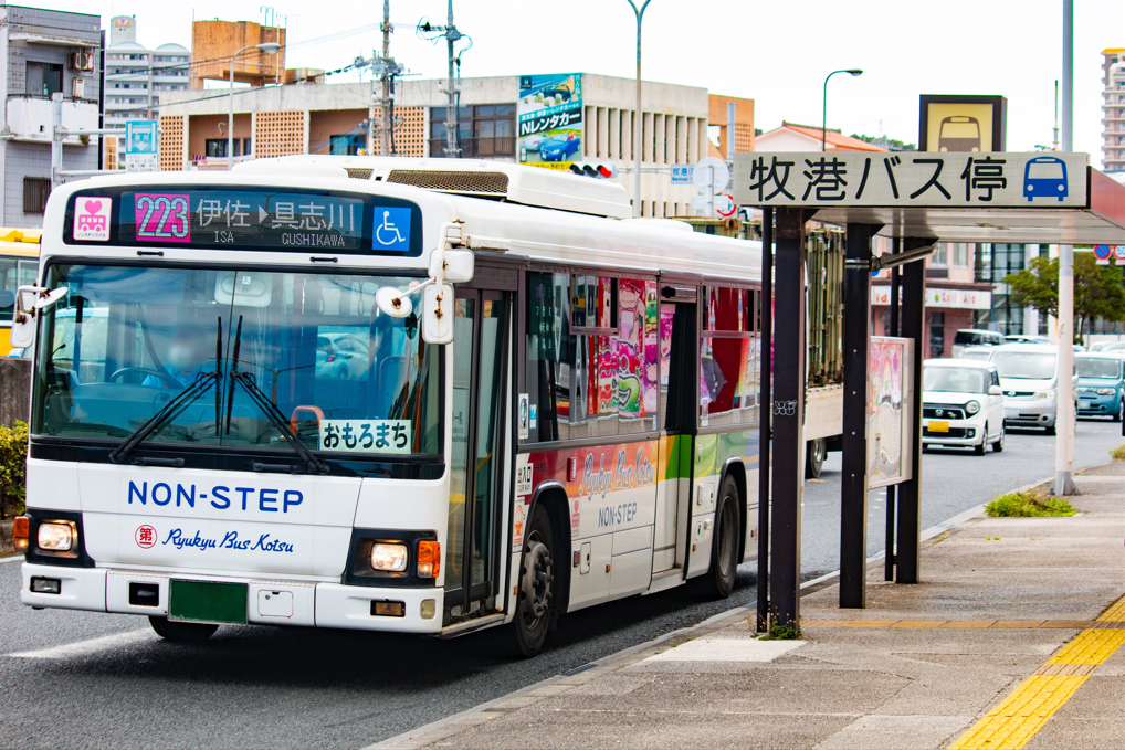 沖繩公車站及路線巴士